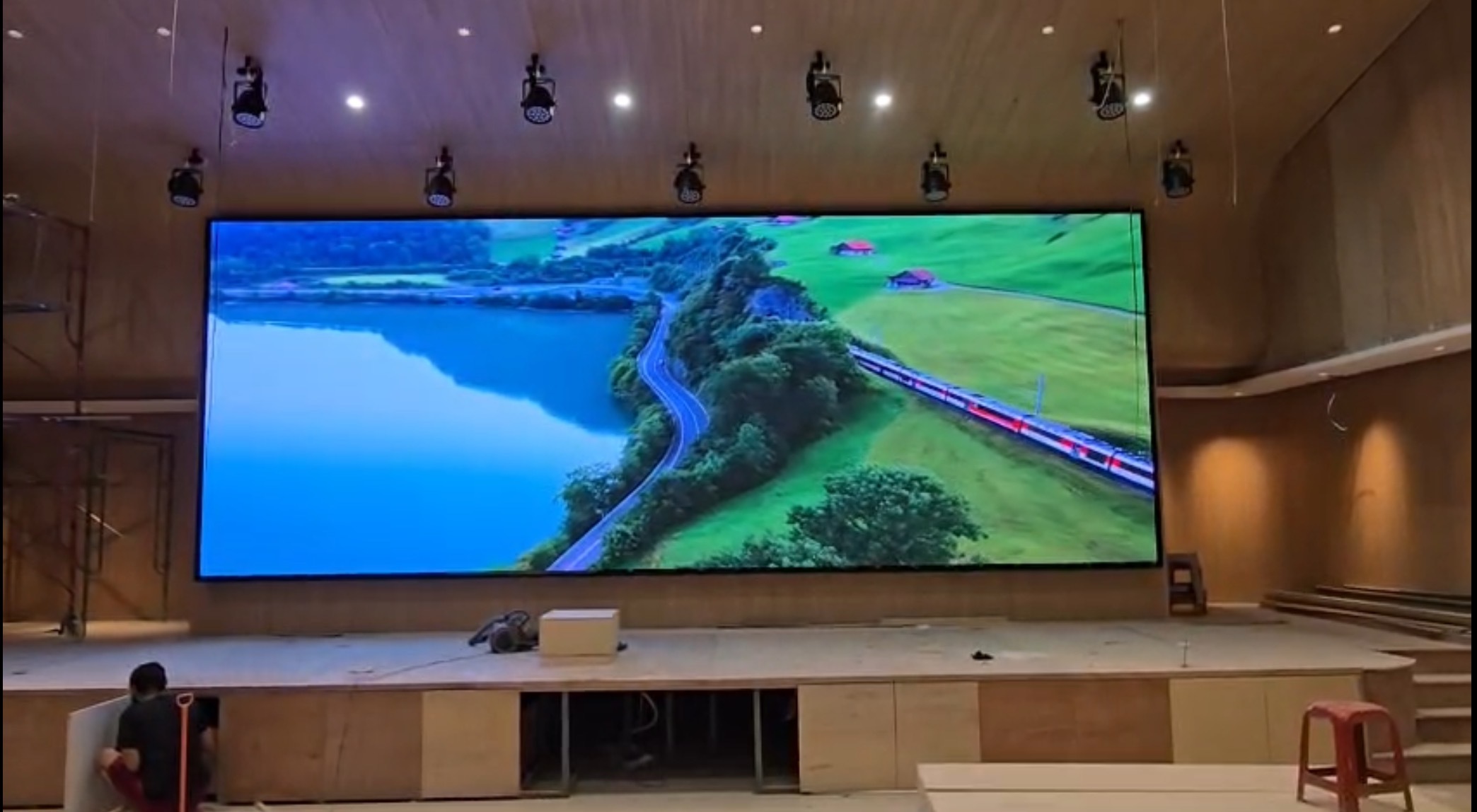 Latest company case about Indonesia- P1.25 Indoor Wall-mounted IF640 Series